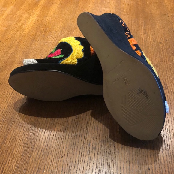 Rockwell Tharp Velvet Embroidered Wedges - Picture 4 of 4